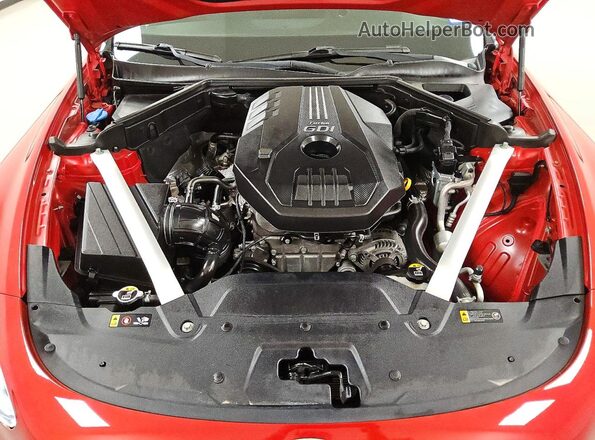 KNAE25LA4K6059812 2019 KIA STINGER Maroon Rear interior view