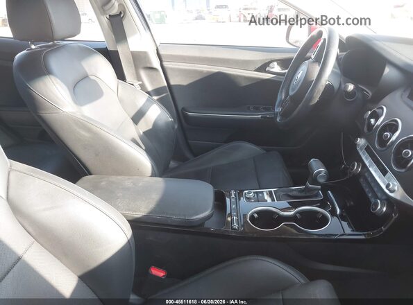 KNAE25LA5K6054716 2019 KIA STINGER Red Vista interior delantera