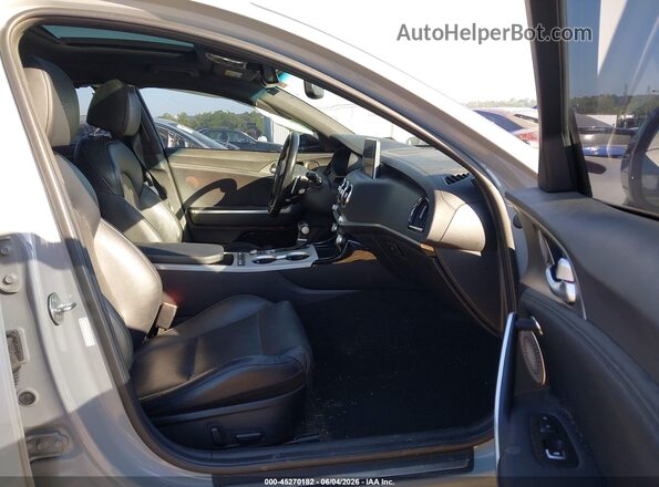 KNAE45LC1J6034702 2018 KIA STINGER Gray Вид салону спереду