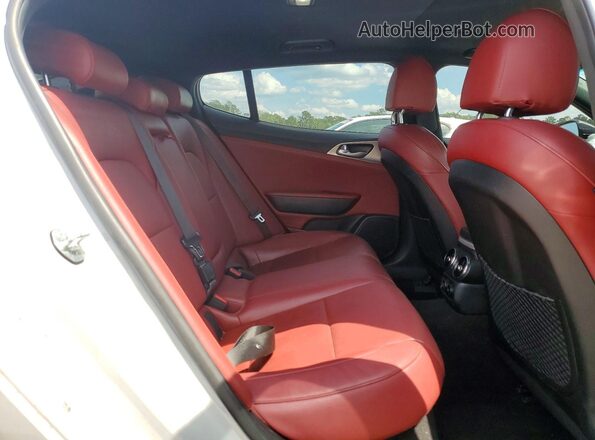 KNAE45LC4N6119863 2022 KIA STINGER Silver Հետևի նստատեղերի տեսք