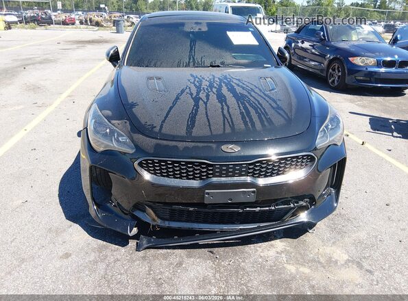 KNAE55LC0J6015698 2018 KIA STINGER Black Front view