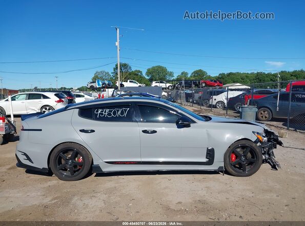 KNAE55LC9J6030488 2018 KIA STINGER Gray 360 interior view