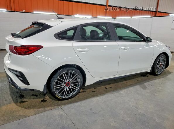 KNAF45A77P5158238 2023 KIA FORTE White Tył prawy