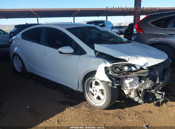 KNAFK4A64G5594343 2016 KIA FORTE White Widok z przodu