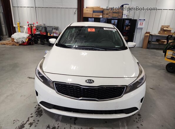 KNAFK5A87J5772955 2018 KIA FORTE White Вид спереду