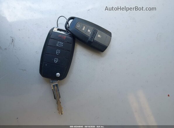 KNAFX4A62G5449206 2016 KIA FORTE Silver Widok deski rozdzielczej