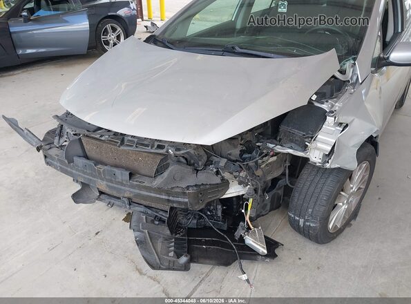 KNAFX4A62G5449206 2016 KIA FORTE Silver Widok z przodu