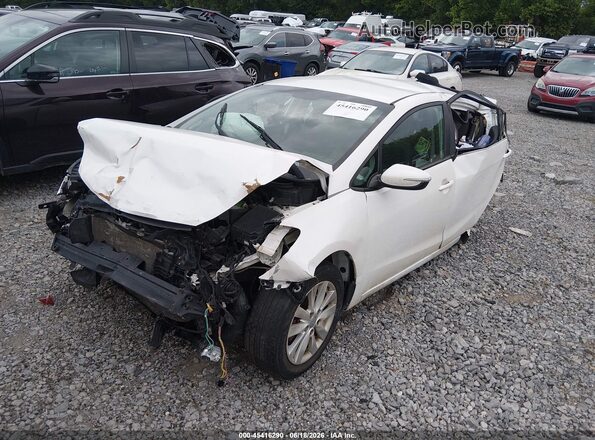 KNAFX4A65G5506787 2016 KIA FORTE White Vista frontal