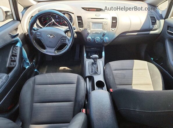 KNAFX4A84G5589825 2016 KIA FORTE Белый 