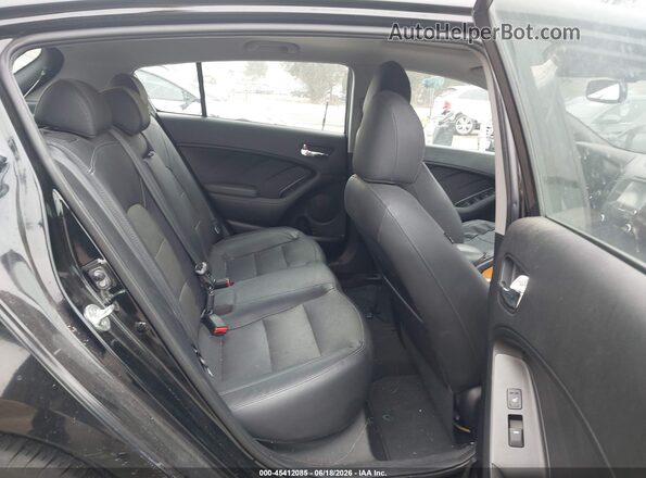 KNAFX5A81G5526798 2016 KIA FORTE Black 
