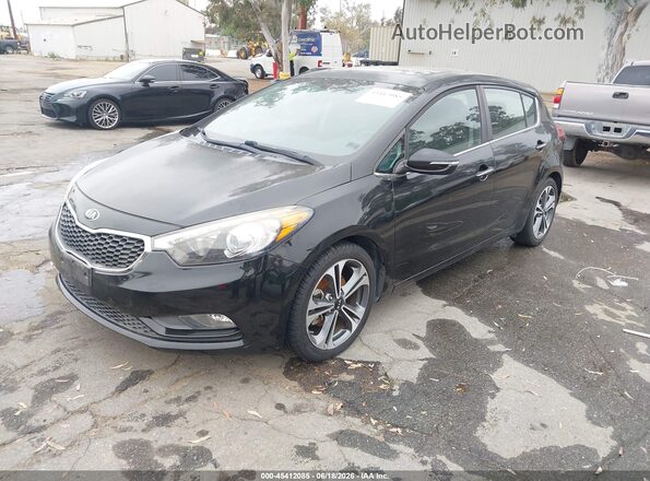 KNAFX5A81G5526798 2016 KIA FORTE Black 