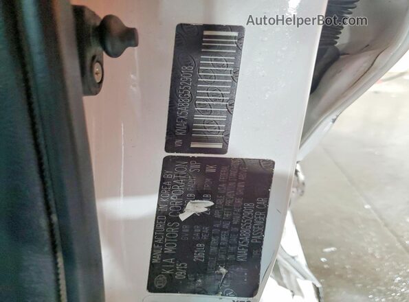 KNAFX5A88G5529018 2016 KIA FORTE White Вид підкапотного простору