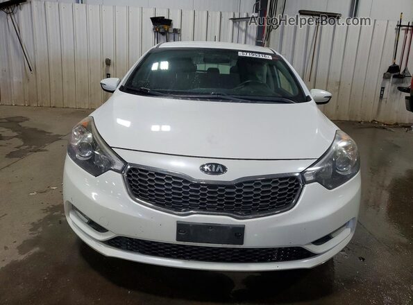 KNAFX5A88G5529018 2016 KIA FORTE White Вид спереду