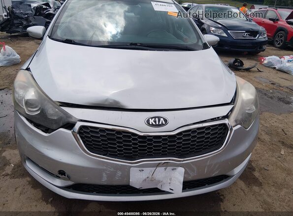 KNAFX5A8XG5629282 2016 KIA FORTE Silver Widok z przodu
