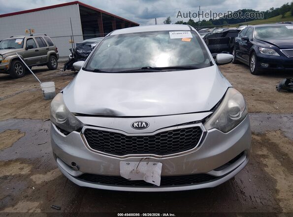 KNAFX5A8XG5629282 2016 KIA FORTE Silver Widok wnętrza z tyłu