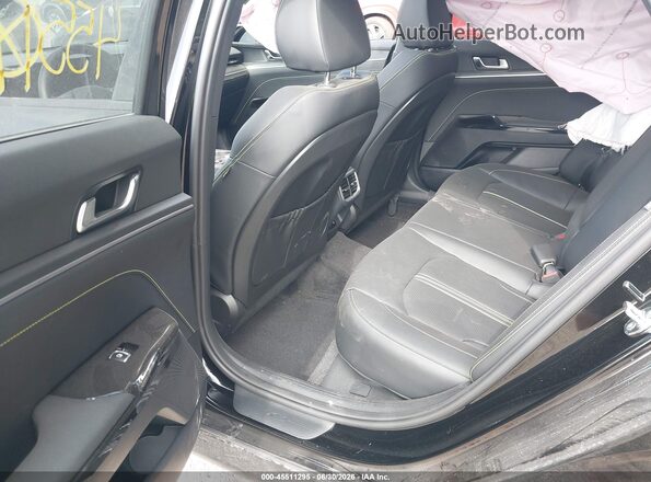 KNAG44J83T5449756 2026 KIA K5 Black Սալոնի դիմացի տեսք