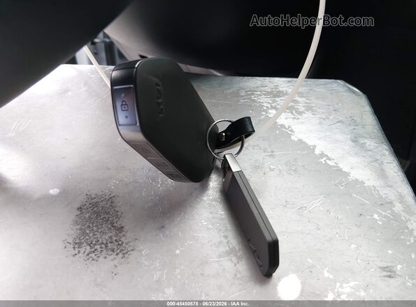 KNAG44J84T5421870 2026 KIA K5 Gray Dashboard view