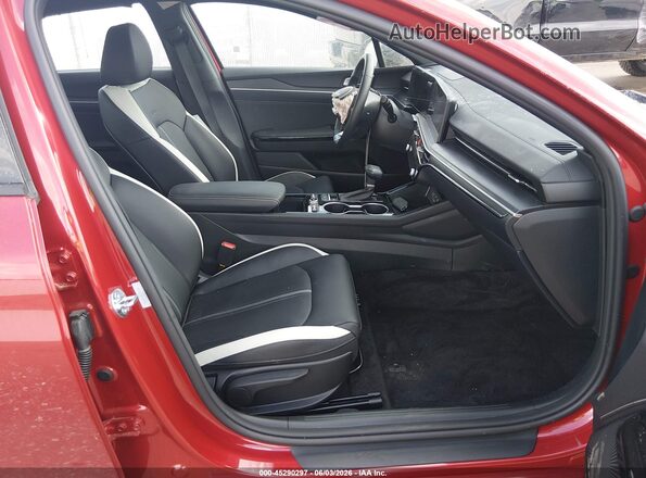 KNAG64J70T5459923 2026 KIA K5 Red Սալոնի դիմացի տեսք