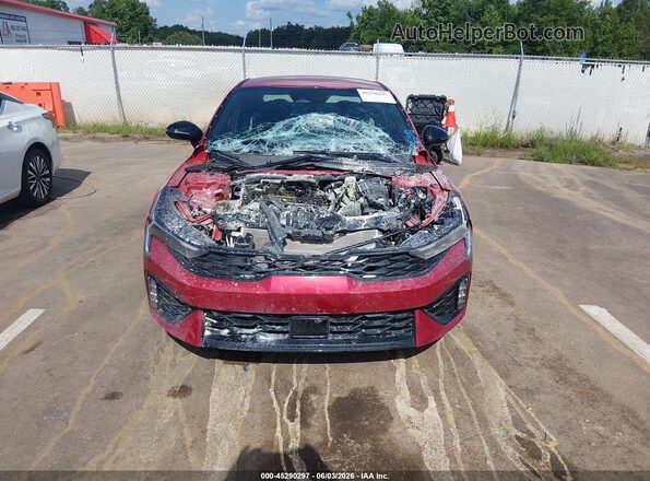 KNAG64J70T5459923 2026 KIA K5 Red Սալոնի հետևի տեսք