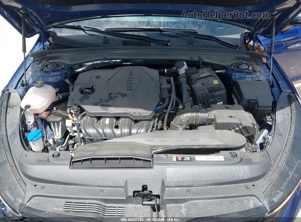 KNAG64J71S5352913 2025 KIA K5 Blue Widok z tyłu