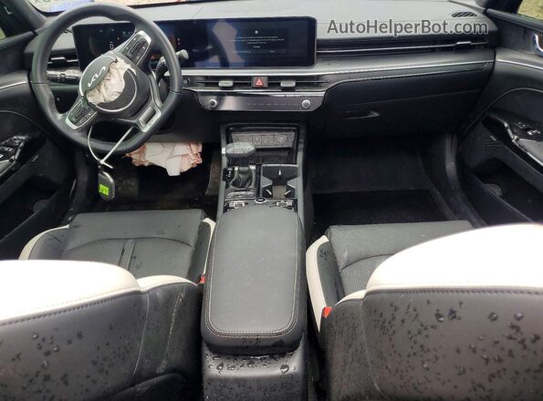 KNAG64J75S5269386 2025 KIA K5 Blue Vista del salpicadero