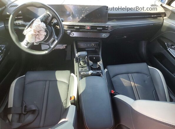 KNAG64J77S5286416 2025 KIA K5 Blue Widok deski rozdzielczej