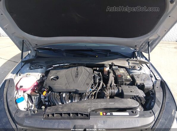KNAG64J78S5388677 2025 KIA K5 Gray Вид ззаду
