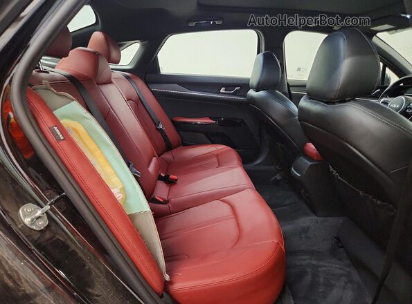 KNAG64J79S5281251 2025 KIA K5 Black 