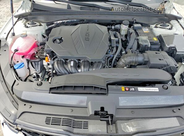KNAG64J7XT5411748 2026 KIA K5 White Rear interior view