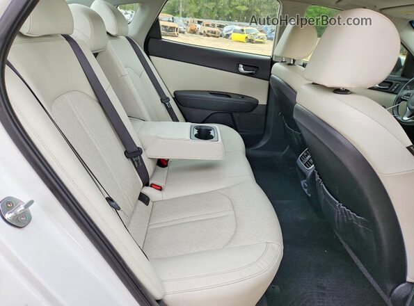 KNAGU4LE3K5032526 2019 KIA OPTIMA White Rear seats view