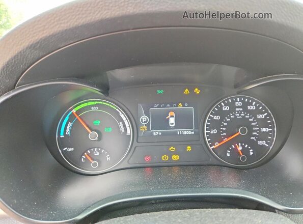 KNAGU4LE3K5032526 2019 KIA OPTIMA White Instrument cluster view