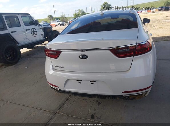 KNALB4J16J5116472 2018 KIA CADENZA White 