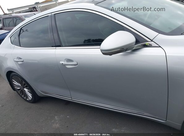 KNALC4J18H5070358 2017 KIA CADENZA Silver 360 interior view