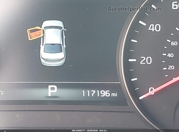 KNALC4J18H5070358 2017 KIA CADENZA Silver 