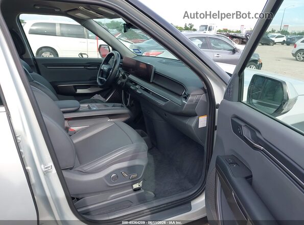 KNDAB5S16R6020443 2024 KIA EV9 Silver Widok wnętrza z przodu