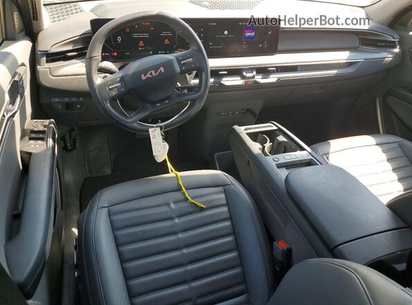 KNDADFS50R6028136 2024 KIA EV9 Silver 