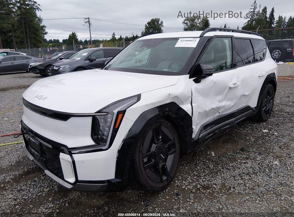 KNDAEFS59S6054513 2025 KIA EV9 Белый Передняя левая четверть