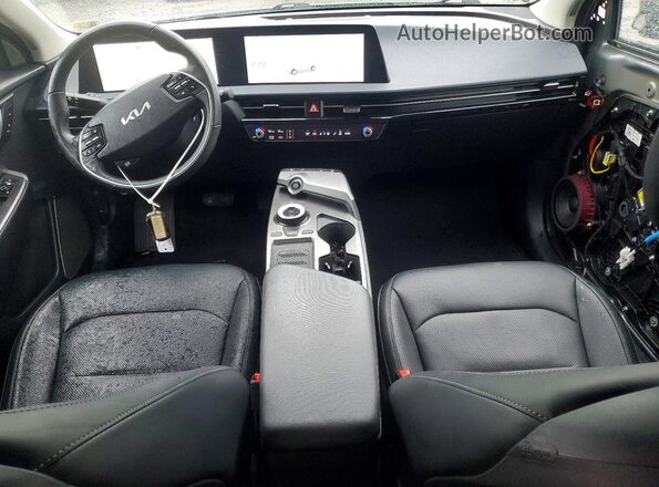 KNDC34LAXP5157239 2023 KIA EV6 Gray Vista del salpicadero