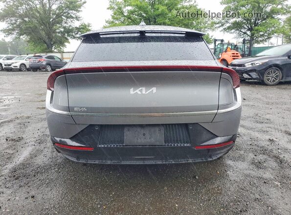 KNDC34LAXP5157239 2023 KIA EV6 Gray Vista trasera
