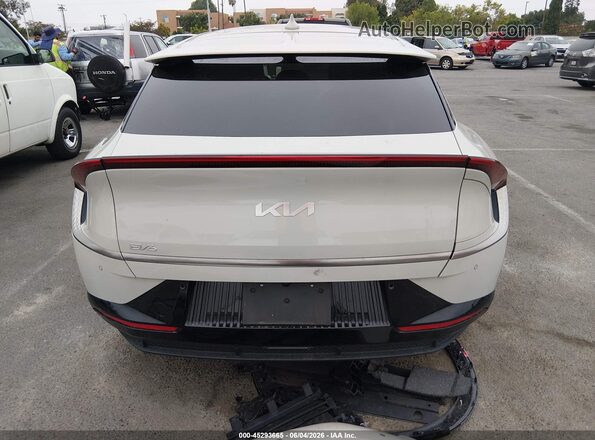 KNDC3DLC2N5036901 2022 KIA EV6 Cream 
