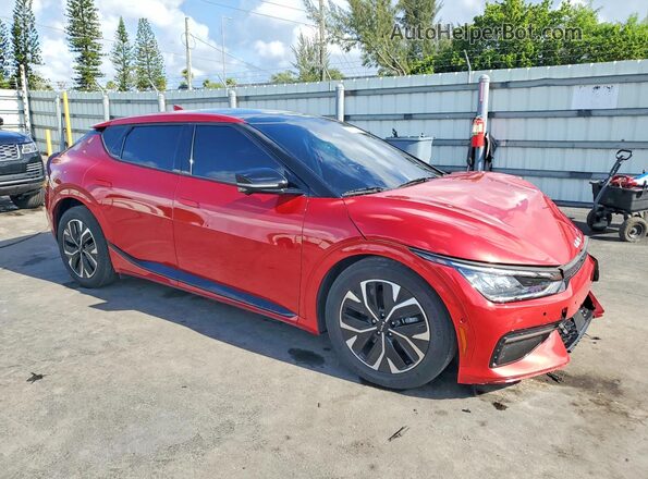 KNDC44LA4P5118532 2023 KIA EV6 Красный Передняя правая четверть