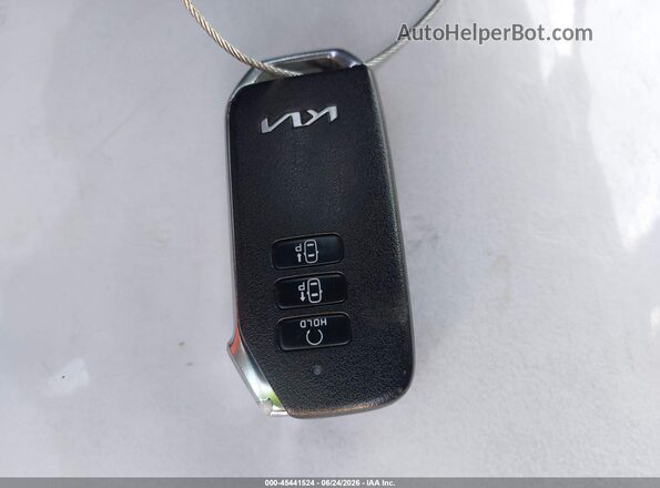 KNDC4DLC3P5097738 2023 KIA EV6 Красный Вид панели приборов