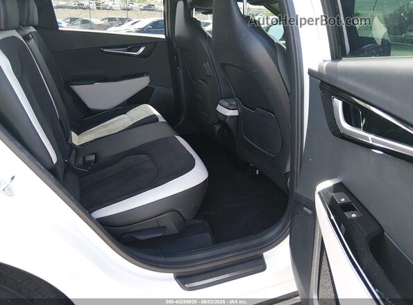 KNDC4DLCXR5180392 2024 KIA EV6 White VIN կոդի պիտակի տեսք