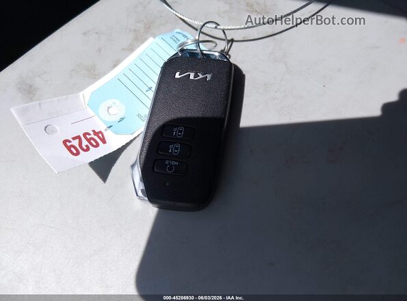 KNDC4DLCXR5180392 2024 KIA EV6 White Առջևի վահանակի տեսք