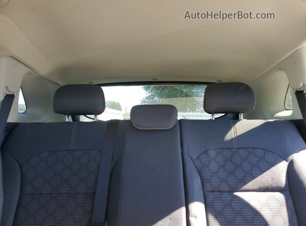 KNDCB3LC0L5368524 2020 KIA NIRO White Вид задніх сидінь