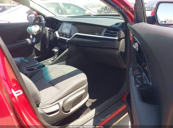 KNDCB3LC0M5463781 2021 KIA NIRO Красный 