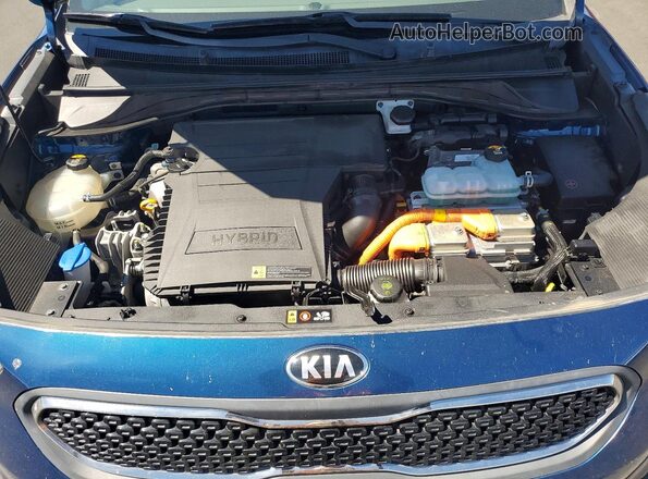 KNDCB3LC1J5210657 2018 KIA NIRO Teal Вид задньої частини салону