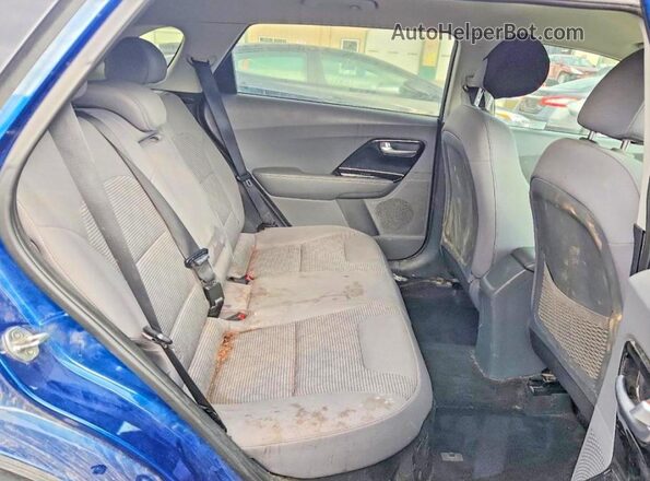 KNDCB3LC2L5375507 2020 KIA NIRO Blue Rear seats view