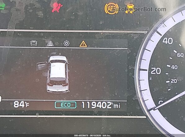 KNDCB3LC3L5439425 2020 KIA NIRO Silver ხელსაწყოთა პანელის ხედი