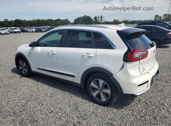 KNDCB3LC5H5055895 2017 KIA NIRO White 